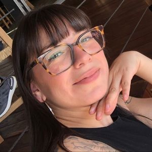 Meet your Posher, Celina